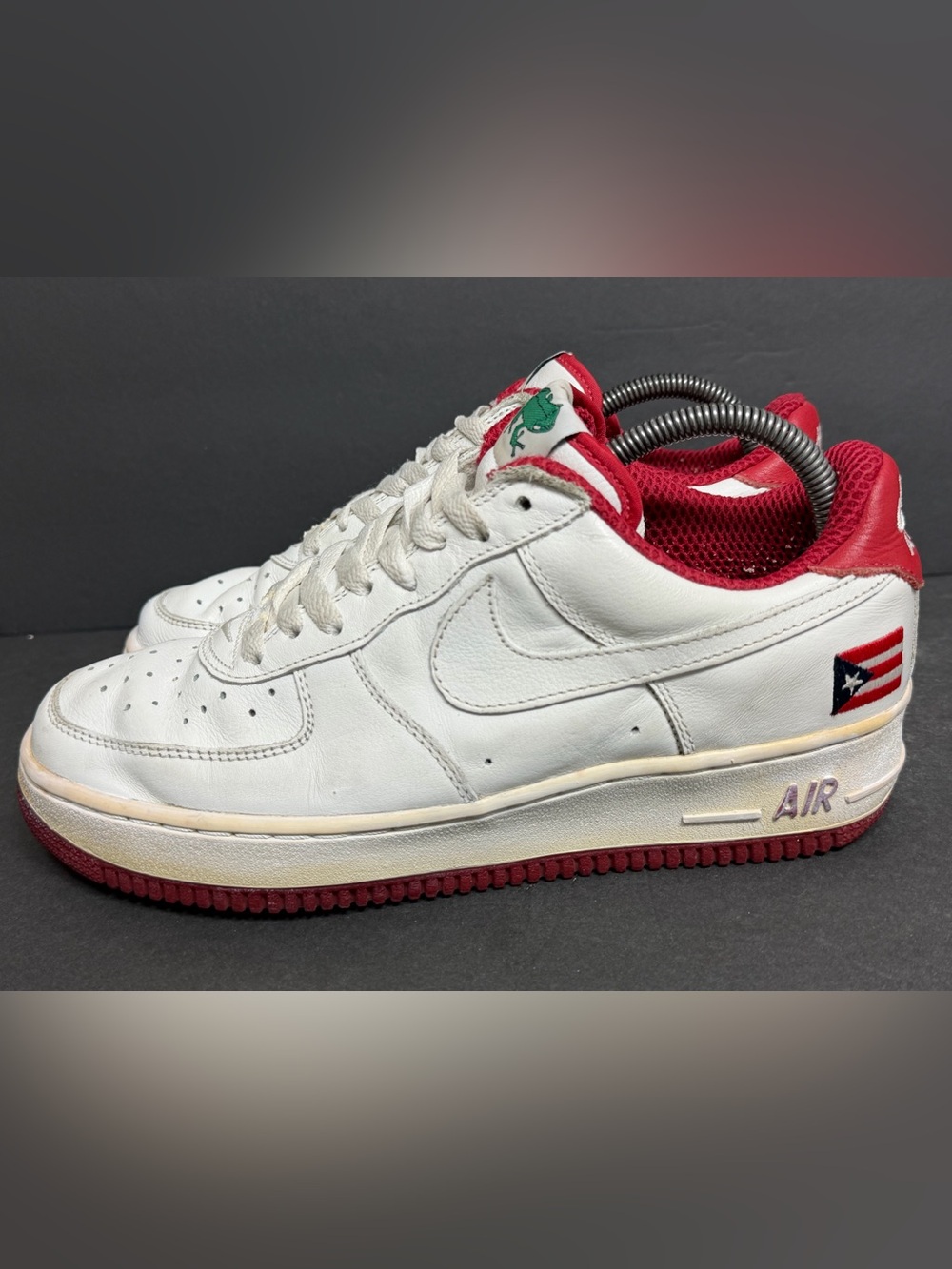 Men's Size 7.5  - Nike Air Force 1 Low "Puerto Rico 2" 2001 (624040-641) Rare
